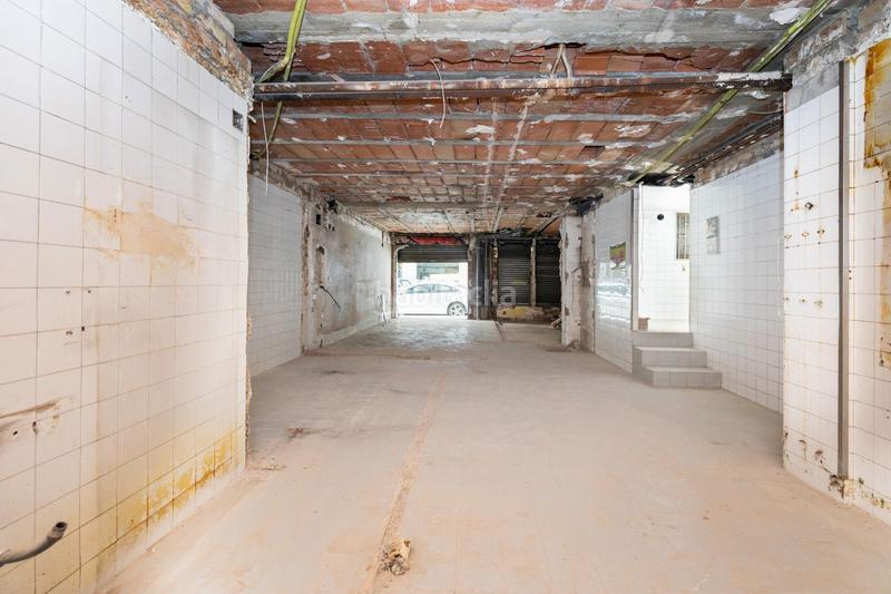 Foto d0ea33b2-b256-4268-b69b-efb0d33701a8. Geschäftsraum in Camino de Ronda Granada