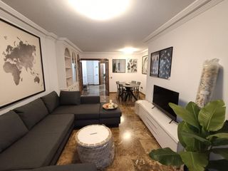 Location Appartement à Cervantes. Piso en alquiler en parque de las infantas  granada