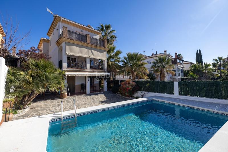 Foto f2759b44-7786-40a3-9fe7-7da40f580ecc. Chalet con riscaldamento parcheggio piscina in Urbanizaciones Alhendín