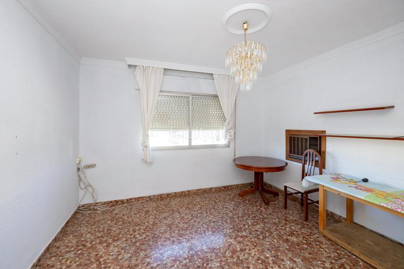 Foto 2d190695-592b-4322-b060-6e5986fa5e1b. Locale commerciale in Rosaleda - Juventud Granada