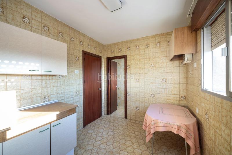 Foto 96f5e339-a460-4699-8382-e5d9072233a0. Locale commerciale in Rosaleda - Juventud Granada