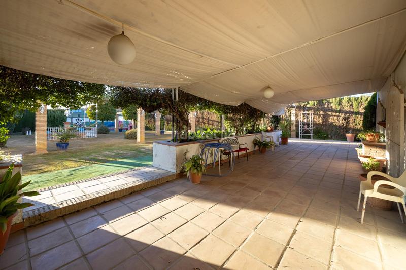 Foto eaff0631-73b7-4090-8ba9-bccb5f76f989. Locale commerciale in Rosaleda - Juventud Granada