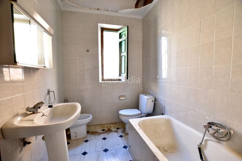 Foto 14af06f3-aaf6-4e74-81b9-15047eb3e951. Casa adossada a Lanjarón