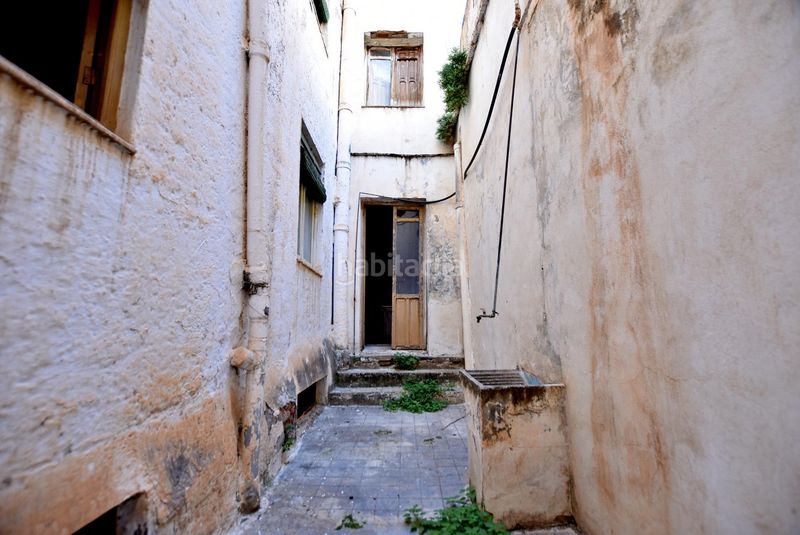 Foto 7f8726c9-f64b-4515-81fb-05e543de317f. Casa adossada a Lanjarón