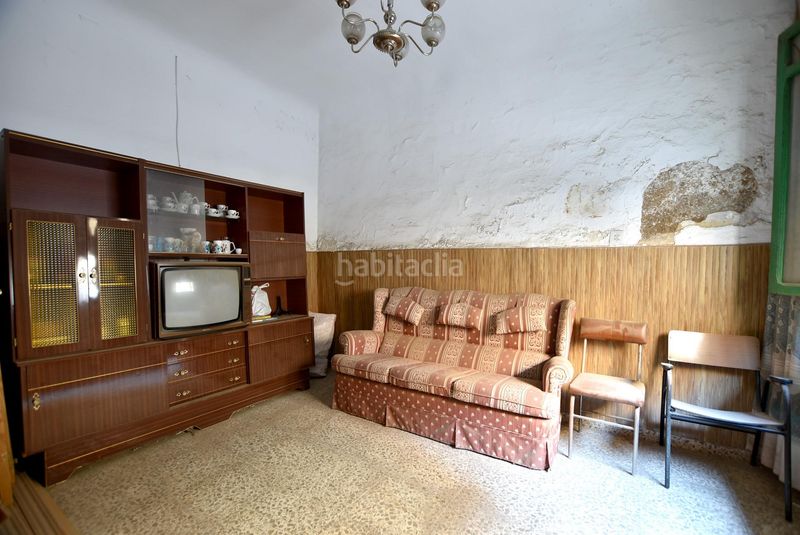 Foto a804cf90-734d-4a71-82ca-66ff04df1f98. Casa adossada a Lanjarón