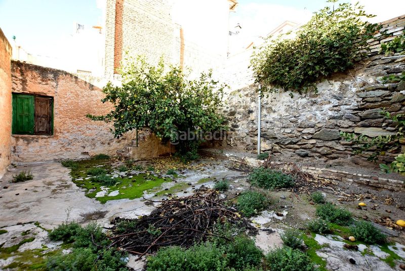 Foto b278093d-5892-41a9-98e5-e8b2914b1bbf. Casa adossada a Lanjarón