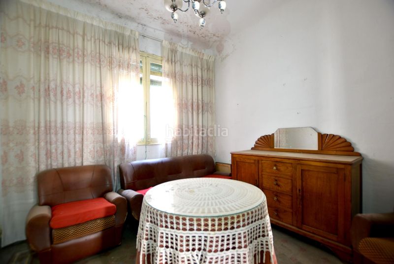 Foto b46371cb-ceaa-4079-9754-d21be474f199. Casa adossada a Lanjarón