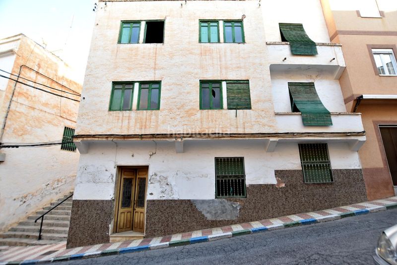 Foto be33d3df-65ac-47be-8e1d-286f24137cc1. Casa adossada a Lanjarón