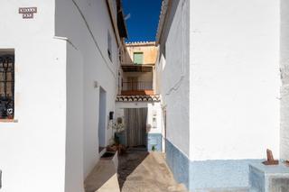 Mas à Albuñuelas. Casa de pueblo