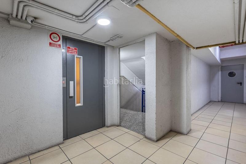 Foto 59cbb704-8d36-4a14-b6ab-e585b745e53a. Aparcament cotxe a Fígares Granada