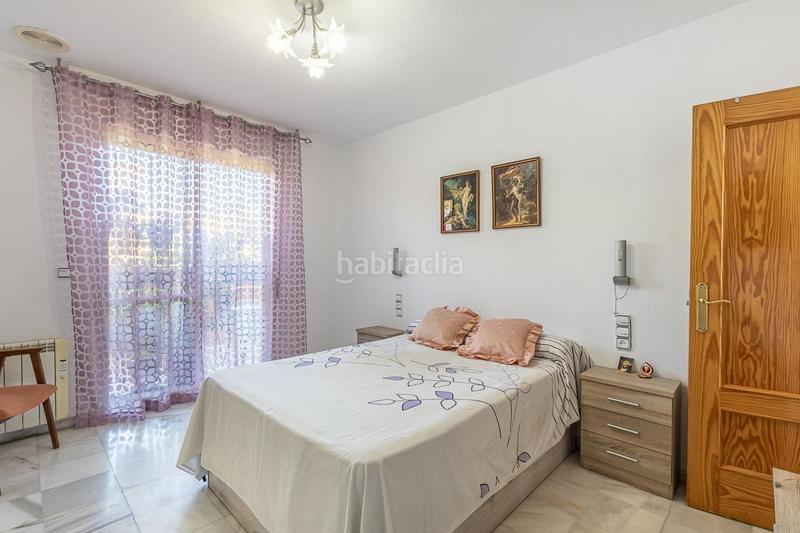 Foto 5b172d74-70e4-411a-914e-87f357562d73. Piso pisazo con terraza y residencial con piscina en ogijares! en Ogíjares