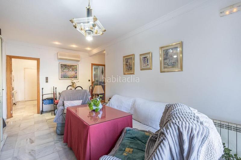 Foto afb42d38-e1ee-43d5-bf4a-84920558f0b3. Piso pisazo con terraza y residencial con piscina en ogijares! en Ogíjares