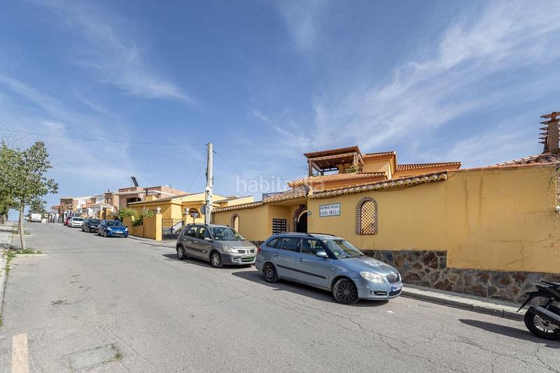 Foto e1a75bef-68a1-4c1f-a438-447e518cb436. Piso pisazo con terraza y residencial con piscina en ogijares! en Ogíjares