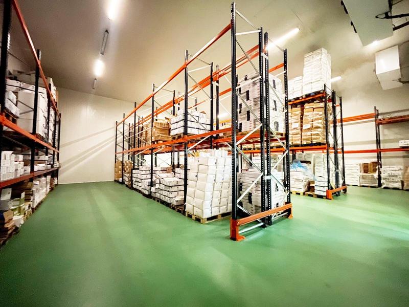 Foto 332ee868-4133-403f-896e-f9865826d048. Nave industrial  equipada en durcal en Dúrcal