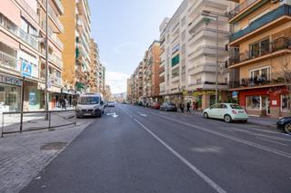 Locale commerciale in Barrio de Zaidín