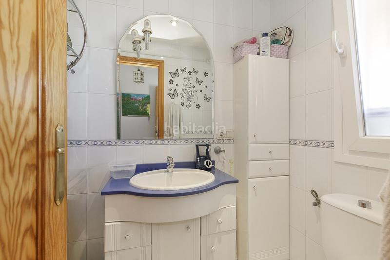 Foto e1bef80c-3936-469f-8e51-d0aa946d2577. Casa adosada no dejes escapar esta casa ! espacio, comodidad y precio increíble en Otura