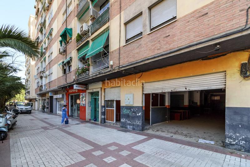 Foto 0eed57e8-0ed3-41b1-bee4-cfeeea8f42ce. Locale commerciale in Cervantes Granada