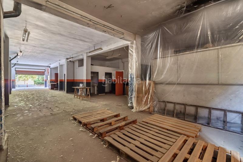 Foto 818557e0-f9cf-4862-a821-fa16d21ce07d. Locale commerciale in Cervantes Granada