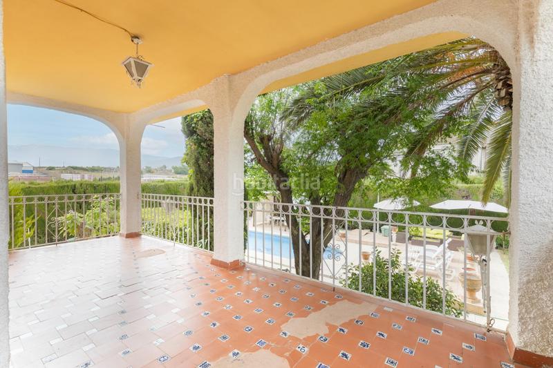 Foto 40511aa6-6d31-403f-a358-5adf613290d3. Casa en avenida del suspiro del moro 151 chalet con piscina en urbanización suspiro del moro en Otura