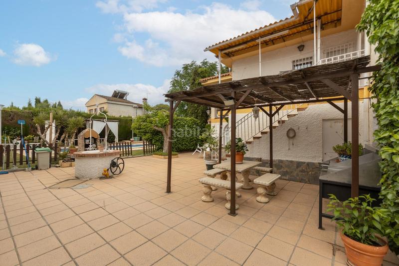 Foto 99392294-8bee-487d-b041-79abab9a5d1f. Casa en avenida del suspiro del moro 151 chalet con piscina en urbanización suspiro del moro en Otura