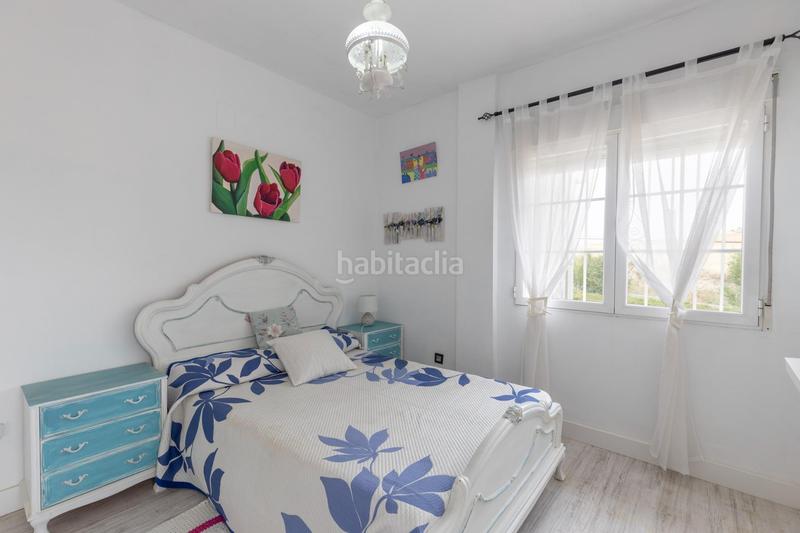 Foto d70cb179-d22e-4dbd-b0a8-72a2e61fefa4. Casa en avenida del suspiro del moro 151 chalet con piscina en urbanización suspiro del moro en Otura