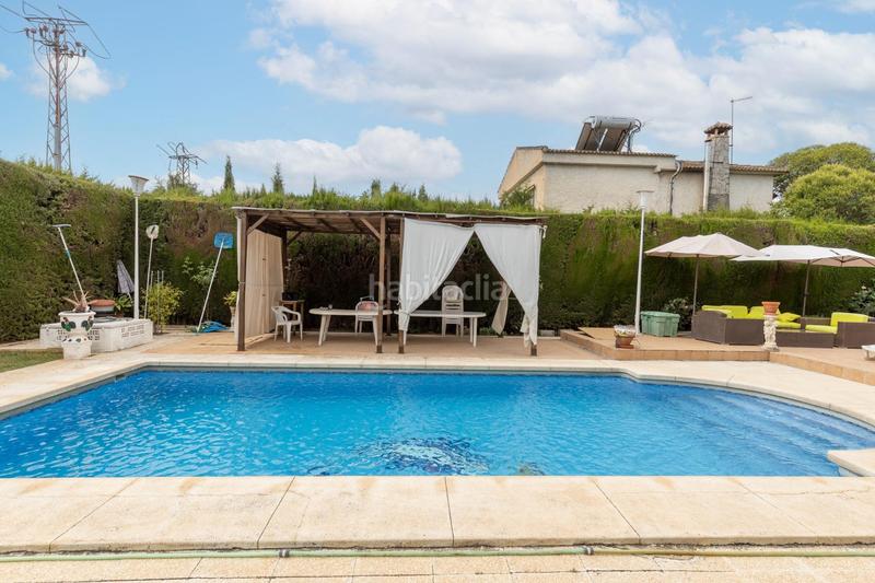 Foto dc985036-bd75-4c75-a4cc-2cd38faed6fc. Casa en avenida del suspiro del moro 151 chalet con piscina en urbanización suspiro del moro en Otura