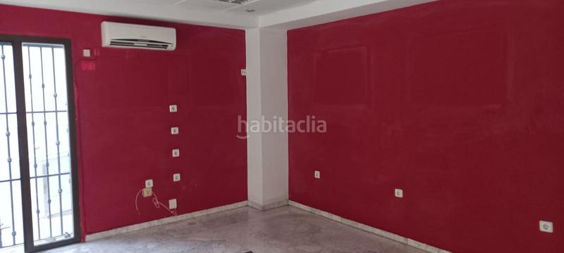 Foto d51e8e4a-f1ce-4b68-bfa4-d16615076049. Location local commercial dans Centro - Sagrario Granada