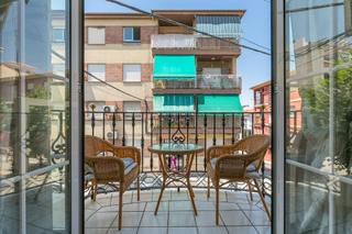 Casa adossada a Maracena. Tu nuevo hogar y tu futuro negocio te esperan en el centro de ma