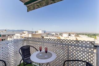 Appartement à Camino de Ronda. Vivienda reformada en torre del neptuno, junto recogidas