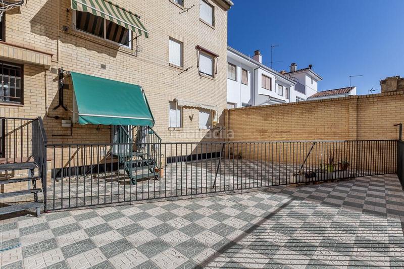 Foto 3be65c68-a73d-43cd-ab44-7df9747ec43d. Piso  con garaje en plena calle molinos. en San Matías - Realejo Granada