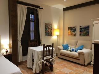 Lloguer Estudi a San Matías - Realejo. Estudio en alquiler en el corazón de granada