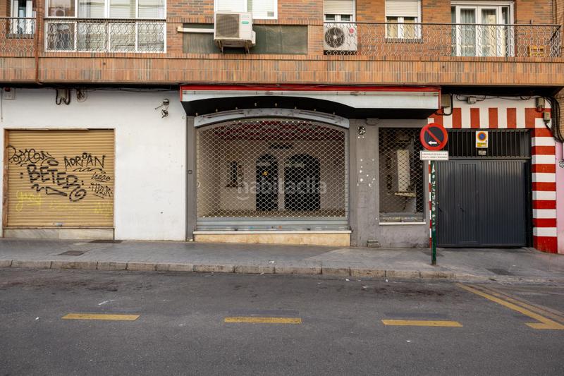 Foto 5d419469-0c41-4dd5-909f-f742763e8ce1. Locale commerciale in Camino de Ronda Granada