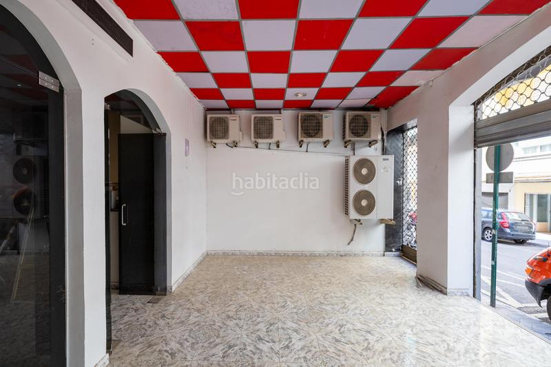 Foto e2f9568a-2d48-462d-bf20-1752970411c0. Locale commerciale in Camino de Ronda Granada