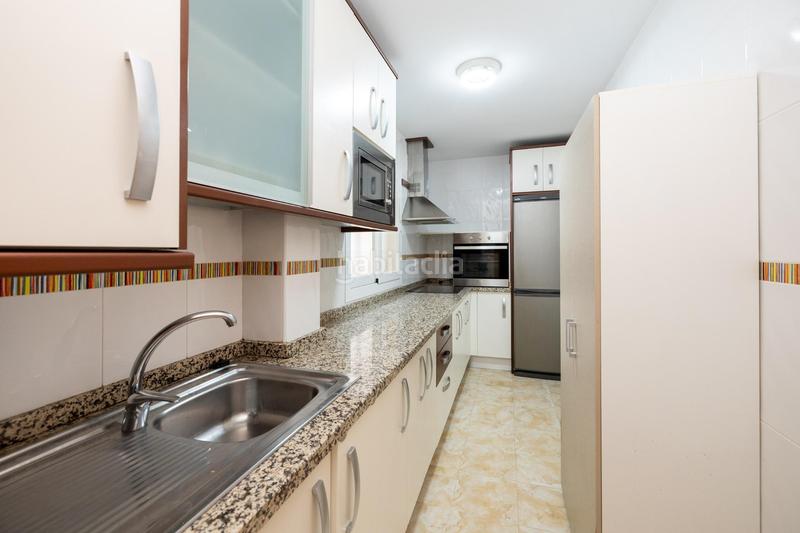 Foto 8b8e0512-81c7-44d9-b096-bf51cc0f94fe. Piso oportunidad en las gabias vivienda lista para entrar a vivir. en Gabias (Las)
