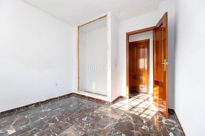 Foto d4e6cc3d-a56d-408d-88de-c3a08b5a33b7. Chalet  con gran parcela y piscina en loma verde, en Albolote