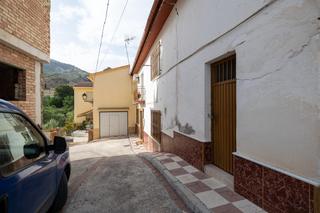 Chalet  C. molinillo, 30. Bonita casa en olivares