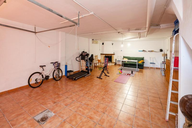 Foto cad60596-f179-4d51-9811-dc947fd6d0db. Maison avec chauffage parking dans Peligros