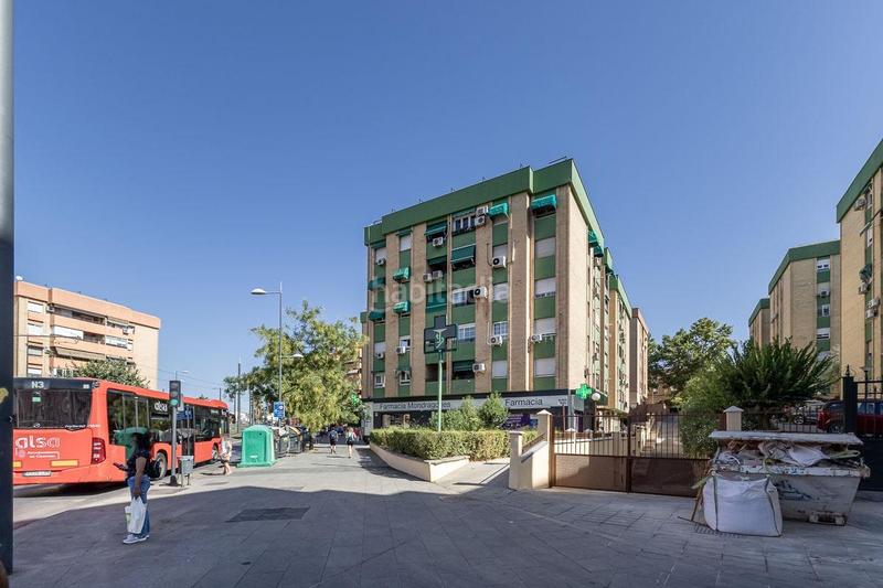 Foto b612ab61-f7d8-490f-aa31-474ec67943e9. Appartamento con parcheggio in Pajaritos Granada
