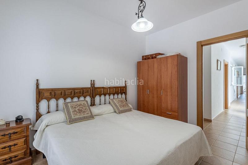 Foto cf29613c-d690-4b2c-8669-0a5b29169a02. Casa jatar casa con 3 dormitorios, 2 baños, garaje y patio. en Játar