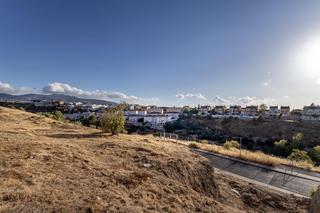 Terreny residencial a Calle del abedul 45. Solar urbano en urbanización los cerezos  gójar