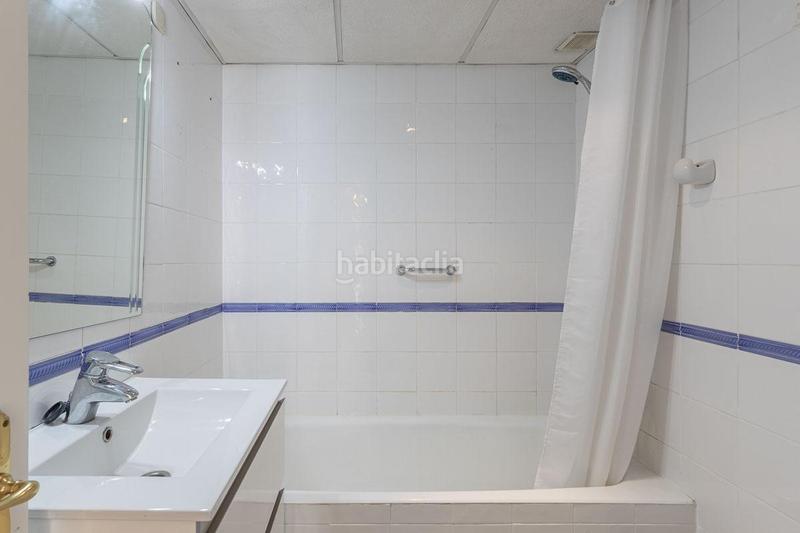 Foto a89134e5-fbe6-43c4-8eba-593d63d374d9. Alquiler piso se alquila fantástico piso en Centro - Sagrario Granada