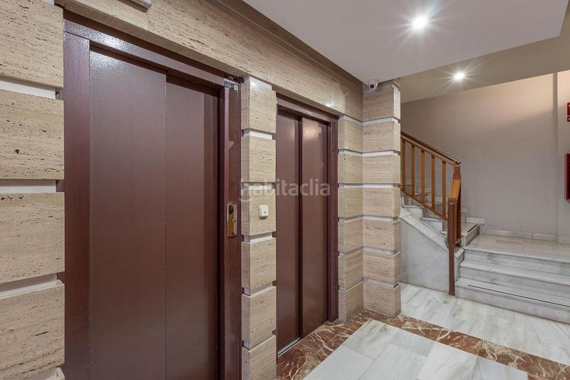 Foto efe6bc99-fd75-43c8-8a22-29908a4a42e5. Location appartement avec chauffage parking dans Centro - Sagrario Granada