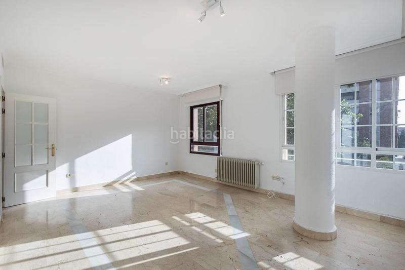 Foto 7a32b3d2-31d0-4925-89ed-45cbab8972ec. Rent flat with heating parking in Centro - Sagrario Granada