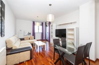 Appartement  Calle catedrática asunción linares. Campus de la salud, urbanizacion con piscina y zonas comunes. pi