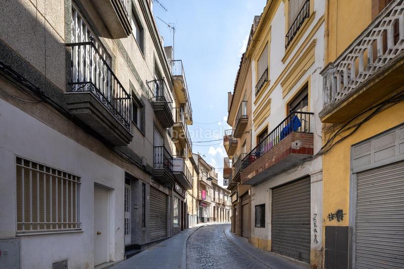Foto d6aed2bd-5dd7-418a-899d-237933e58306. Ático  oportunidad de inversión para reformar en Iznalloz