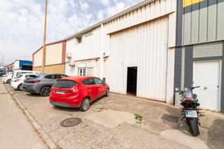 Capannone industriale in Barrios (Los). Nave industrial funcional y estratégica en el polígono de palmon