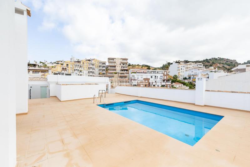 Foto 03817789-24c2-40ab-9ca1-c49d8315f1d9. Etagenwohnung mit parking pool in La Herradura Almuñécar