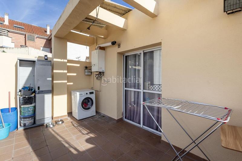 Foto b9ce8d4d-c266-4358-91ee-0443d92f0163. Dachwohnung mit heizung in Maracena