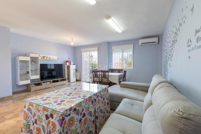 Foto b5580f04-b16b-4d3c-99d3-e2a4108e49e1. Casa adossada amb calefacció aparcament a Cájar