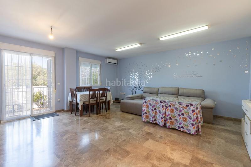 Foto ce744cce-7bd2-4f25-ba0e-7960a0241b1f. Casa adossada amb calefacció aparcament a Cájar